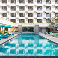 Отель Holiday Inn Bangkok Бангкок бассейн фото 3