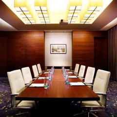 Отель Courtyard By Marriott Seoul Times Square