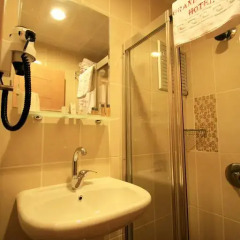 Grand Zeybek Hotel 3* Стандартный номер с различными типами кроватей фото 16