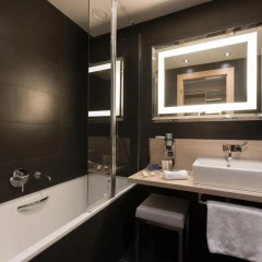Отель Occidental Praha Five 4* Стандартный номер с различными типами кроватей фото 12