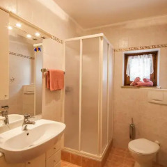 Отель Appartements Kirchtalhof Лана ванная фото 2