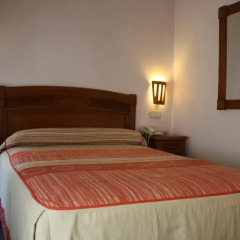 Отель Hostal La Nava Стандартный номер с различными типами кроватей фото 3