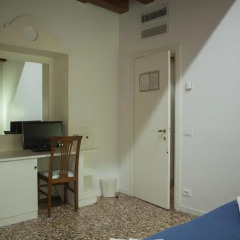 Отель Locanda Ai Santi Apostoli 3* Стандартный номер с различными типами кроватей фото 12