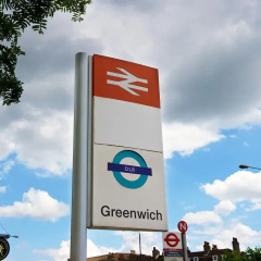 Отель Staycity Aparthotels Greenwich High Road парковка