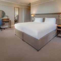 Отель Hilton Edinburgh Carlton 4* Люкс с разными типами кроватей
