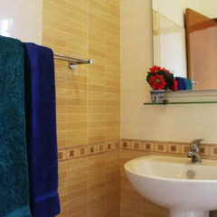 Hotel Red Rose 2* Стандартный номер с различными типами кроватей фото 7