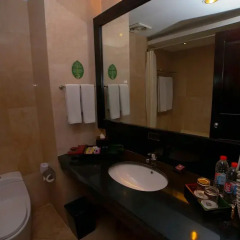 Отель Best Western Resort Kuta ванная