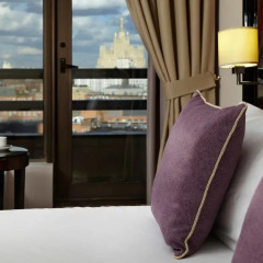 Гостиница Crowne Plaza Moscow World Trade Centre балкон
