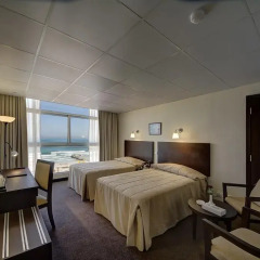 Отель Ajman Beach Hotel ОАЭ, Аджман - 3 отзыва об отеле, цены и фото номеров - забронировать отель Ajman Beach Hotel онлайн комната для гостей фото 3