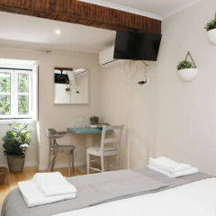 Отель Flores Guest House 4* Стандартный номер с двуспальной кроватью фото 33