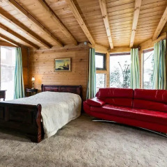 Гостиница Winter Cottage In Peredelkino With Sauna Коттедж с различными типами кроватей фото 6