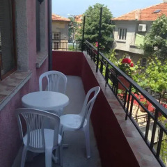 Отель Serbezovi Guest House 5* Апартаменты фото 31
