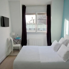 Отель Hôtel Arvor Saint Georges 4* Улучшенный номер с различными типами кроватей фото 7