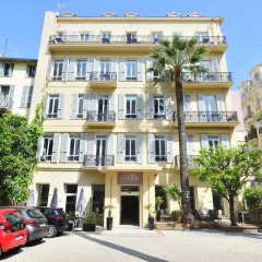Hotel La Villa Nice Promenade парковка