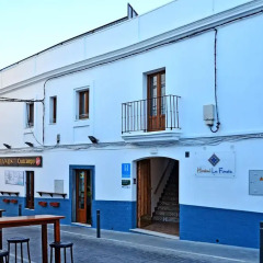 Отель Hostal La Fonda Испания, Кониль-де-ла-Фронтера - отзывы, цены и фото номеров - забронировать отель Hostal La Fonda онлайн питание