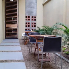 Отель Mochila Hostal Колумбия, Кали - отзывы, цены и фото номеров - забронировать отель Mochila Hostal онлайн гостиничный бар