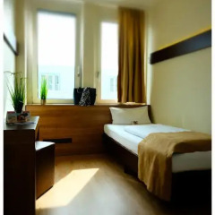 Отель Motel Plus Berlin 3* Стандартный номер с различными типами кроватей фото 4