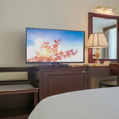 Отель China Mayors Plaza 4* Улучшенный номер с различными типами кроватей