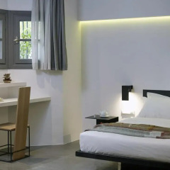 Отель innAthens 4* Стандартный семейный номер с двуспальной кроватью