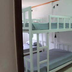 Отель Chilling Home Кровать в общем номере с двухъярусной кроватью