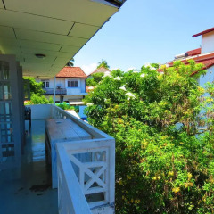 Отель Galle Centre Home Шри-Ланка, Галле - отзывы, цены и фото номеров - забронировать отель Galle Centre Home онлайн балкон