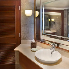 Отель The Laguna, a Luxury Collection Resort & Spa, Nusa Dua, Bali 5* Номер Делюкс с различными типами кроватей фото 7