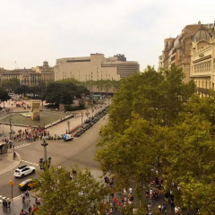 Отель Barcelona City Ramblas (Pensión Canaletas) Испания, Барселона - 1 отзыв об отеле, цены и фото номеров - забронировать отель Barcelona City Ramblas (Pensión Canaletas) онлайн балкон