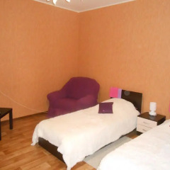 Hostel Skazka In Tolmachevo Стандартный номер с 2 отдельными кроватями фото 5
