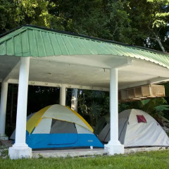 Hotel Jaguar Inn Tikal парковка
