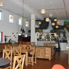 DeSalis Hotel London Stansted гостиничный бар фото 2