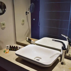 Hotel Lozenge 4* Полулюкс с различными типами кроватей