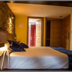 Отель Hostal Hotil Испания, Ла-Корунья - отзывы, цены и фото номеров - забронировать отель Hostal Hotil онлайн в номере