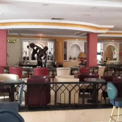 Отель Daphne Miramar Club Сусс гостиничный бар