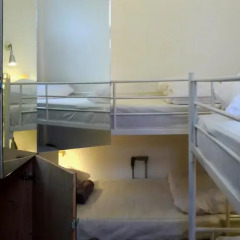 T-boutique Hostel (hua Lamphong) Кровать в общем номере