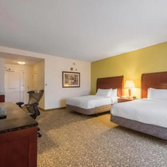 Отель Hilton Garden Inn Meridian 3* Стандартный номер с различными типами кроватей