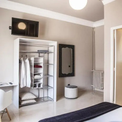 Отель AinB B&B Eixample-Muntaner Испания, Барселона - 4 отзыва об отеле, цены и фото номеров - забронировать отель AinB B&B Eixample-Muntaner онлайн ванная