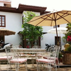 Collage House Hotel Вилла с различными типами кроватей