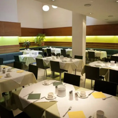 Hotel Caroline