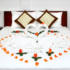 Отель Azalea Homestay 2* Номер Делюкс с двуспальной кроватью фото 4