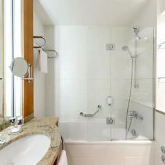 Mercure Hotel München Airport Freising 4* Стандартный номер с различными типами кроватей фото 5