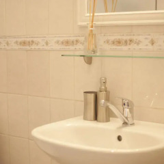 Отель Literatų apartamentai Литва, Вильнюс - отзывы, цены и фото номеров - забронировать отель Literatų apartamentai онлайн ванная