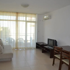 Апартаменты Apartment in Grand Kamelia комната для гостей фото 4