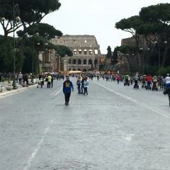 Отель Fori Imperiali Home Рим спортивное сооружение