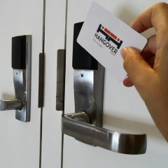 Отель Hangover Hostels Seeduwa Кровать в женском общем номере с двухъярусной кроватью