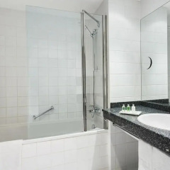 Отель NH Wien City 4* Апартаменты с разными типами кроватей фото 4