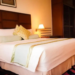 Hulhule Island Hotel 4* Улучшенный номер с различными типами кроватей фото 3