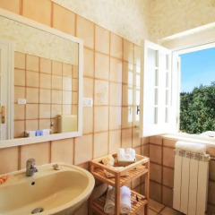 Отель La Perla Bianca Гальяно дель Капо ванная