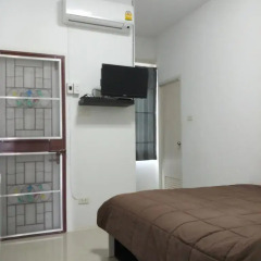 Отель Jc Guesthouse 2* Номер Делюкс с различными типами кроватей