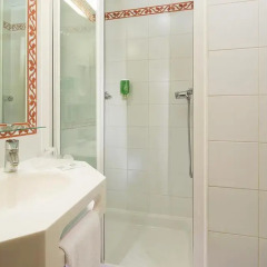 Отель Raspail Montparnasse 3* Стандартный номер с различными типами кроватей фото 4