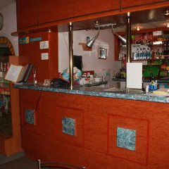 Гостиница Razliv Zaliv Hostel & Hotel в Санкт-Петербурге 3 отзыва об отеле, цены и фото номеров - забронировать гостиницу Razliv Zaliv Hostel & Hotel онлайн Санкт-Петербург гостиничный бар